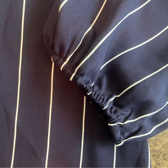 Belle Sky One Shoulder Pinstripe Blouse Size Large Blue & White - Picture 8 of 10